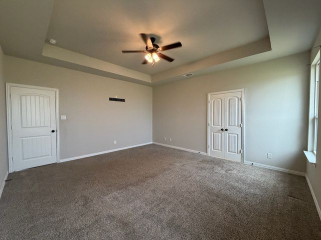 1035 Northern Oaks Court, Springtown, TX 76082