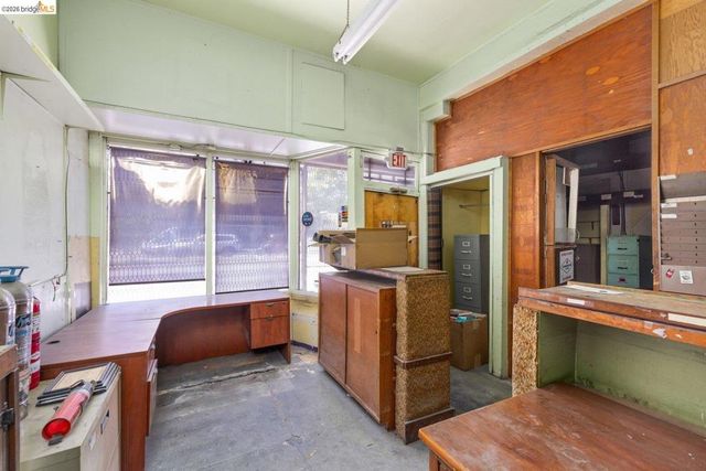 3101 San Pablo Ave, Berkeley, CA 94702