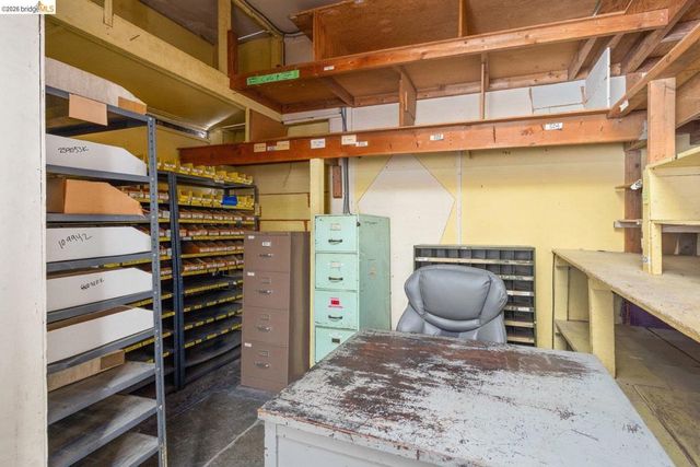 3101 San Pablo Ave, Berkeley, CA 94702