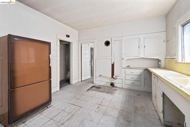 3101 San Pablo Ave, Berkeley, CA 94702