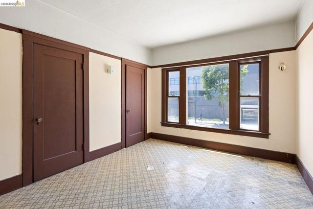 3101 San Pablo Ave, Berkeley, CA 94702