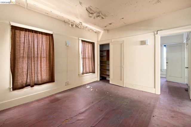 3101 San Pablo Ave, Berkeley, CA 94702