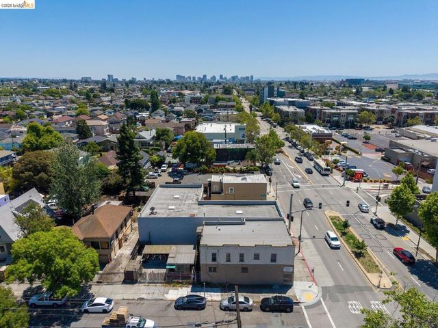 3101 San Pablo Ave, Berkeley, CA 94702