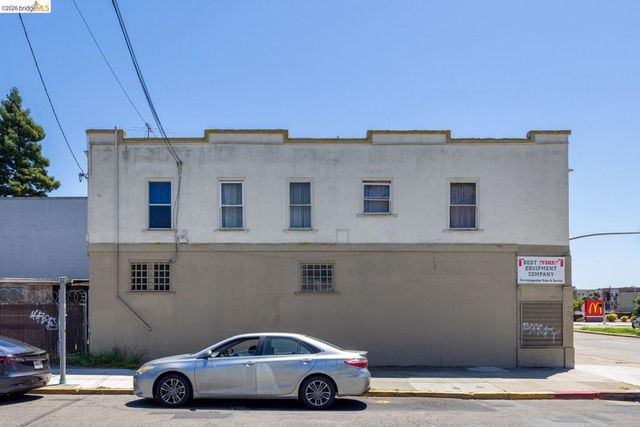 3101 San Pablo Ave, Berkeley, CA 94702