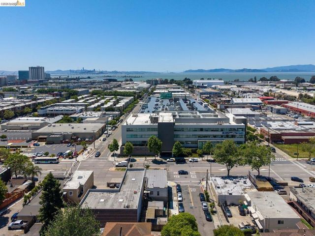 3101 San Pablo Ave, Berkeley, CA 94702