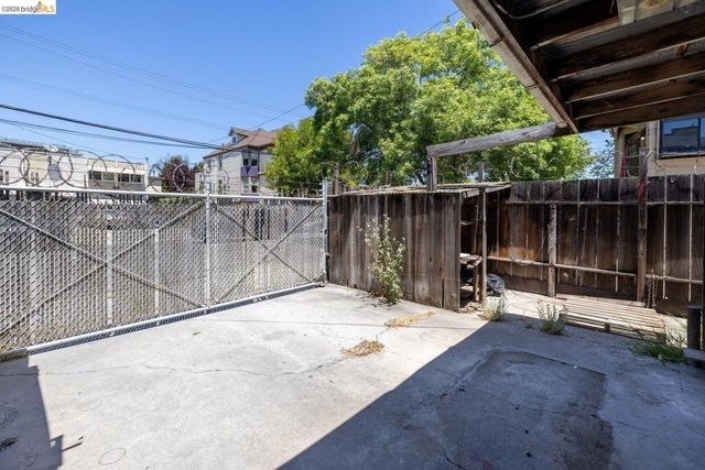 3101 San Pablo Ave, Berkeley, CA 94702