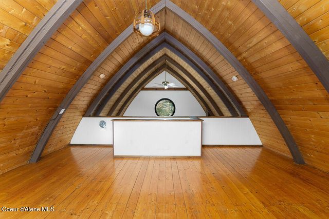 9716 N Baack RD, Hayden, ID 83835