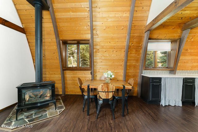 9716 N Baack RD, Hayden, ID 83835