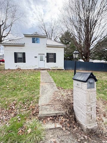 1018 E 8th Street, Veedersburg, IN 47987