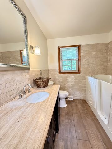 2124 Ovoca Rd, Tullahoma, TN 37388