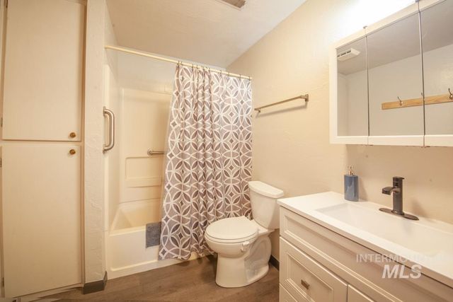 2442 Easy Street, Clarkston, WA 99403