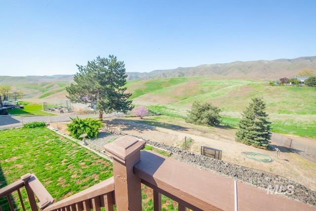 2442 Easy Street, Clarkston, WA 99403