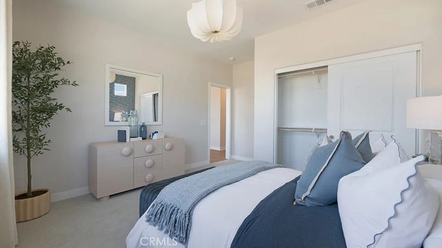 2164 Aneto Way, Santa Paula, CA 93060