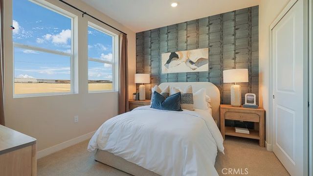 2164 Aneto Way, Santa Paula, CA 93060