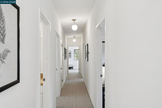 39 Saint Stephens Dr, Orinda, CA 94563