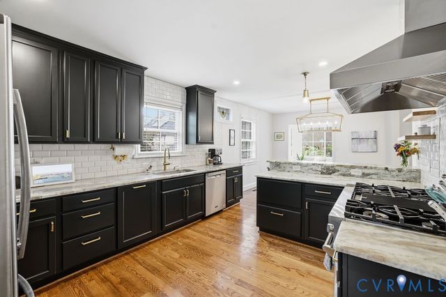 4400 S Willetta Dr, Richmond, VA 23221