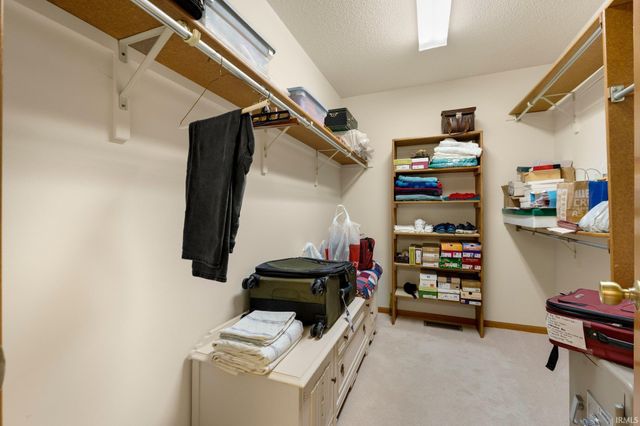 1114 Packard PL Place, Auburn, IN 46706