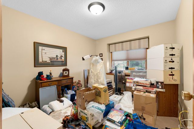 1114 Packard PL Place, Auburn, IN 46706