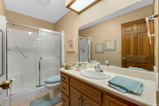 1114 Packard PL Place, Auburn, IN 46706