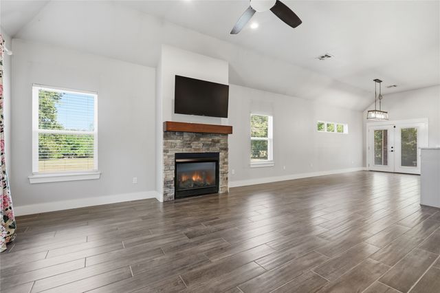 101 Woodview Lane, Sapulpa, OK 74066