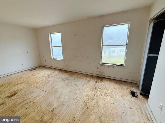 1160 OAK AVE, Shady Side, MD 20764