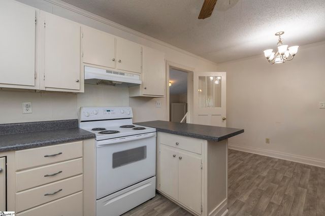 201 Blue Ridge Circle, Belton, SC 29627