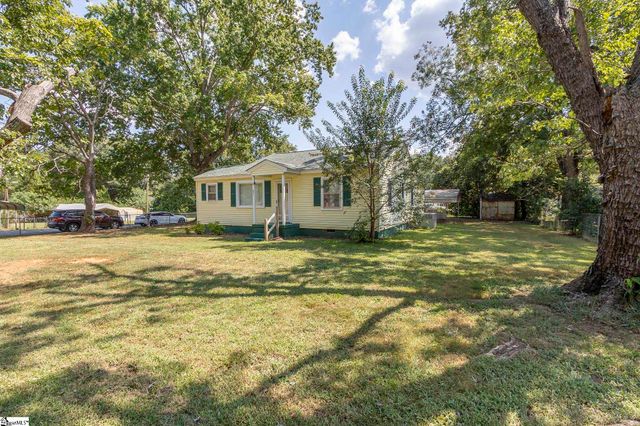 201 Blue Ridge Circle, Belton, SC 29627