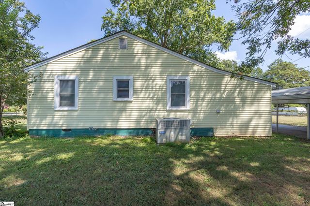 201 Blue Ridge Circle, Belton, SC 29627