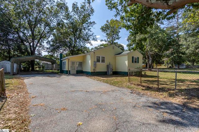 201 Blue Ridge Circle, Belton, SC 29627