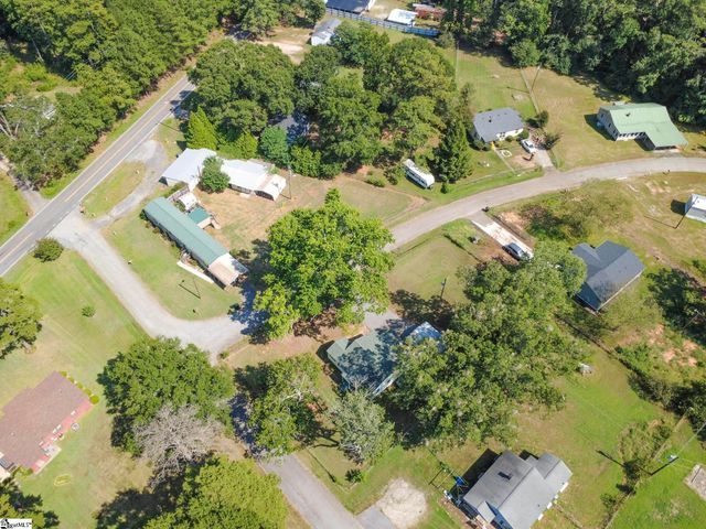 201 Blue Ridge Circle, Belton, SC 29627