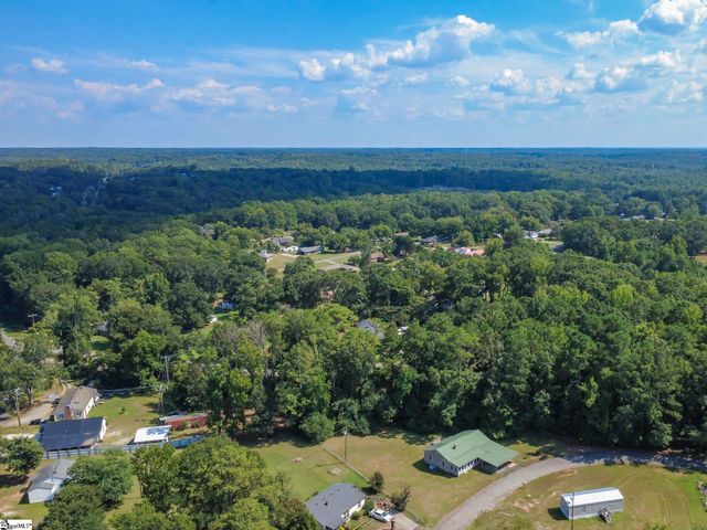 201 Blue Ridge Circle, Belton, SC 29627