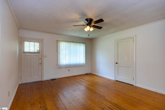 201 Blue Ridge Circle, Belton, SC 29627