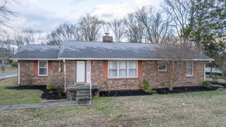 1505 Burchett Dr, Lebanon, TN 37087