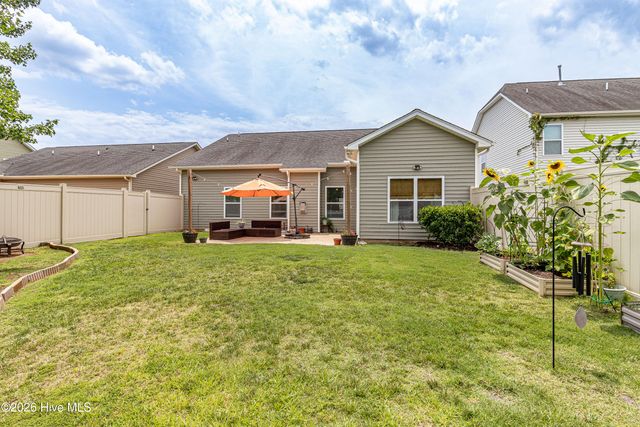 468 Lakemont Drive, Clayton, NC 27520