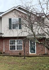 110 Waterview Dr, Hendersonville, TN 37075