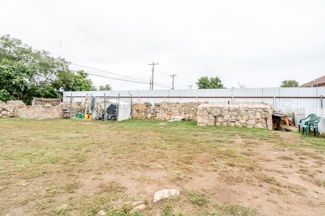 807 N POLK Street, Amarillo, TX 79107