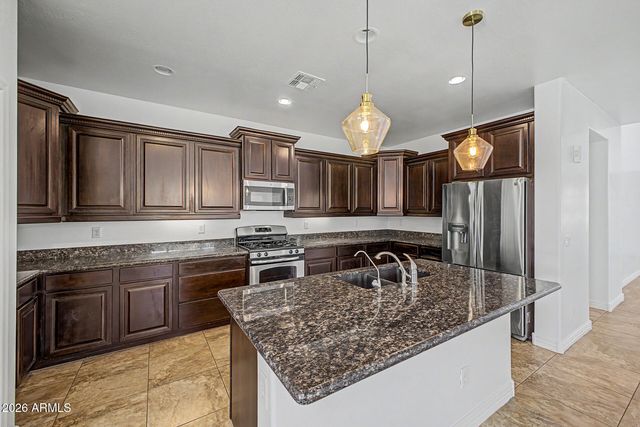 2061 E FLINTLOCK Drive, Gilbert, AZ 85298