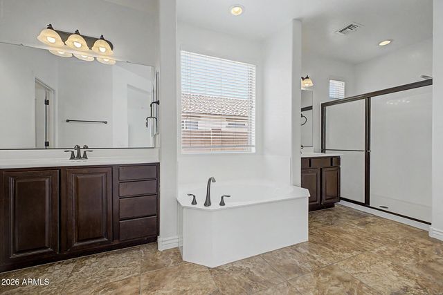 2061 E FLINTLOCK Drive, Gilbert, AZ 85298