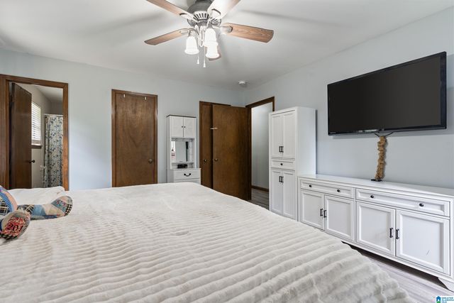 1475 OLD ROCK CREEK ROAD, Bessemer, AL 35023