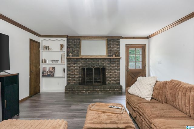 1475 OLD ROCK CREEK ROAD, Bessemer, AL 35023