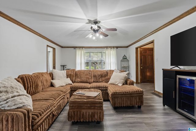 1475 OLD ROCK CREEK ROAD, Bessemer, AL 35023