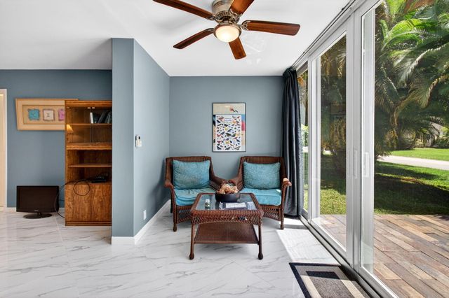 18 Willowbrook Lane 103, Delray Beach, FL 33446