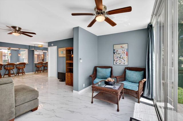 18 Willowbrook Lane 103, Delray Beach, FL 33446