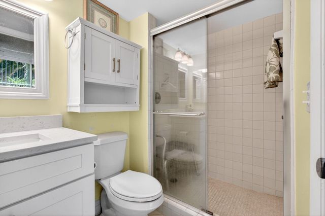 18 Willowbrook Lane 103, Delray Beach, FL 33446