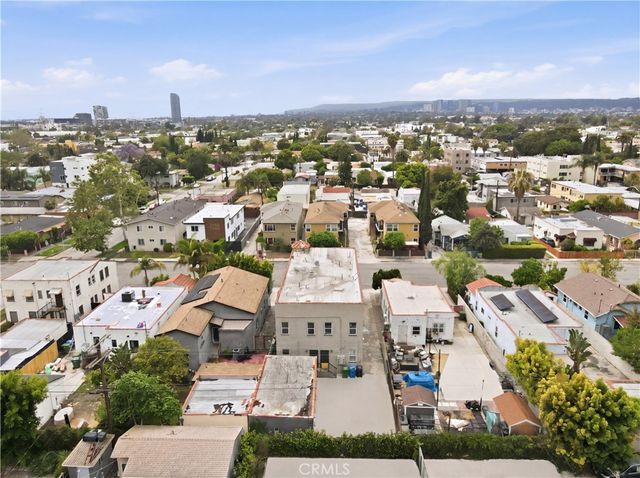 2744 S Redondo Boulevard, Los Angeles, CA 90016