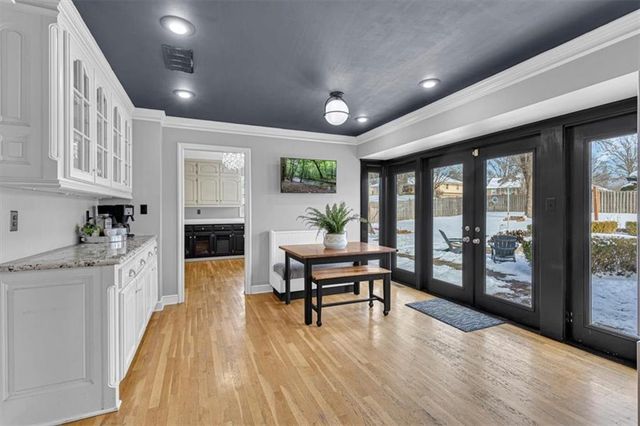 1308 NE Sunny Creek Lane, Blue Springs, MO 64014