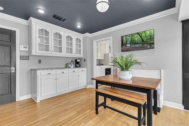 1308 NE Sunny Creek Lane, Blue Springs, MO 64014