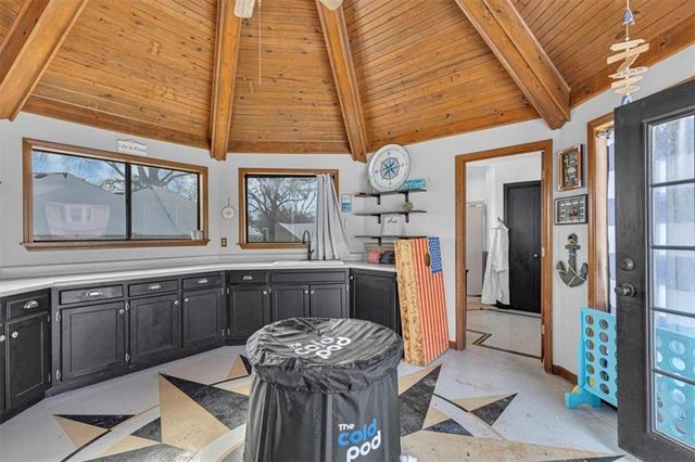 1308 NE Sunny Creek Lane, Blue Springs, MO 64014