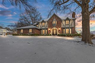 1308 NE Sunny Creek Lane, Blue Springs, MO 64014