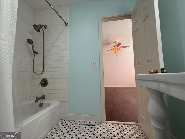 302 Touchton Drive, Douglas, GA 31533